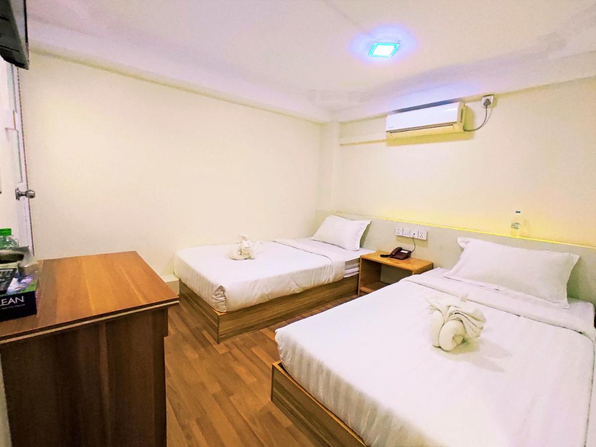 November Hostel Rangun Zewnętrze zdjęcie